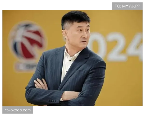 杜锋再谈球队困难，被球迷称为CBA联赛的困难专业户